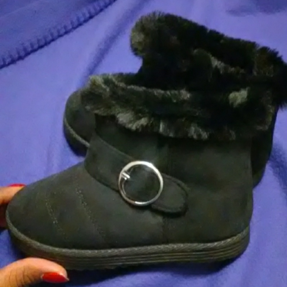 Black toddler girl boots